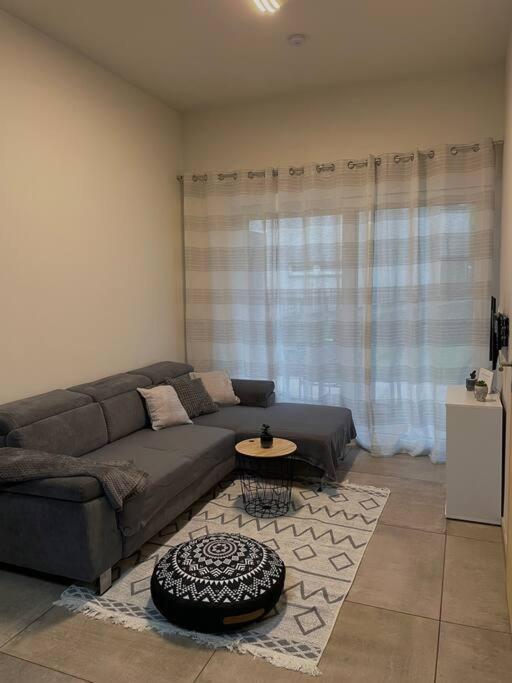 Gartenwohnung Mit Terrasse Und Parkplatz Graz Luaran gambar